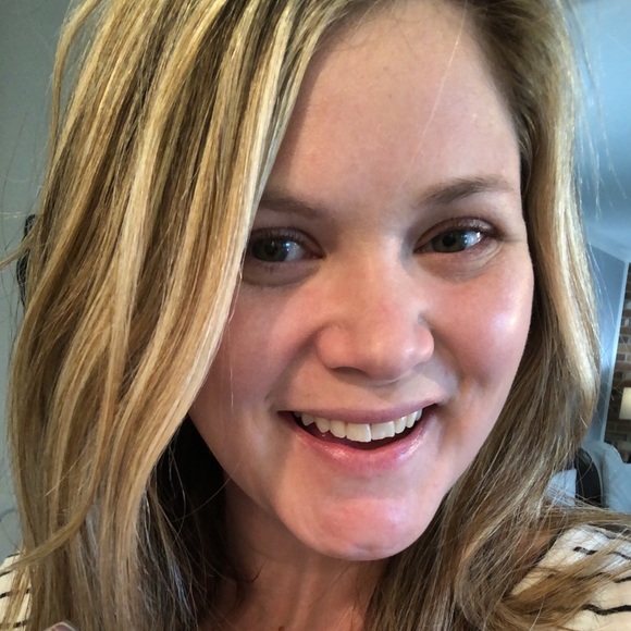 Meet your Posher, Anna - Picture 2 of 8